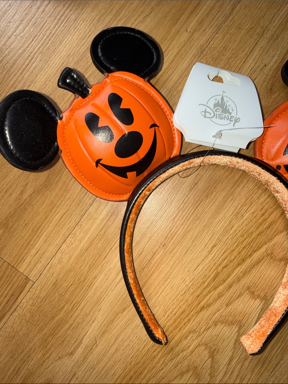 NWT Disneyland Parks Orange Pumpkin Mickey Ears Headband Halloween Jack Lantern - Picture 2 of 5